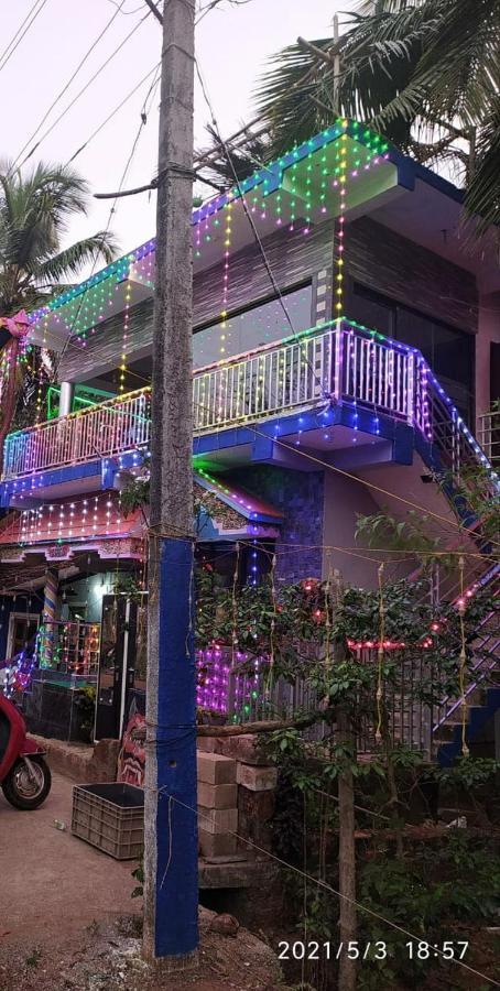 Sarvesh Arundekar Home Stay In Beach Side Ac Room Гокарна Экстерьер фото