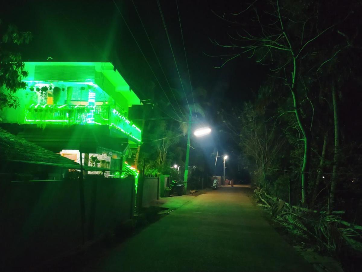 Sarvesh Arundekar Home Stay In Beach Side Ac Room Гокарна Экстерьер фото