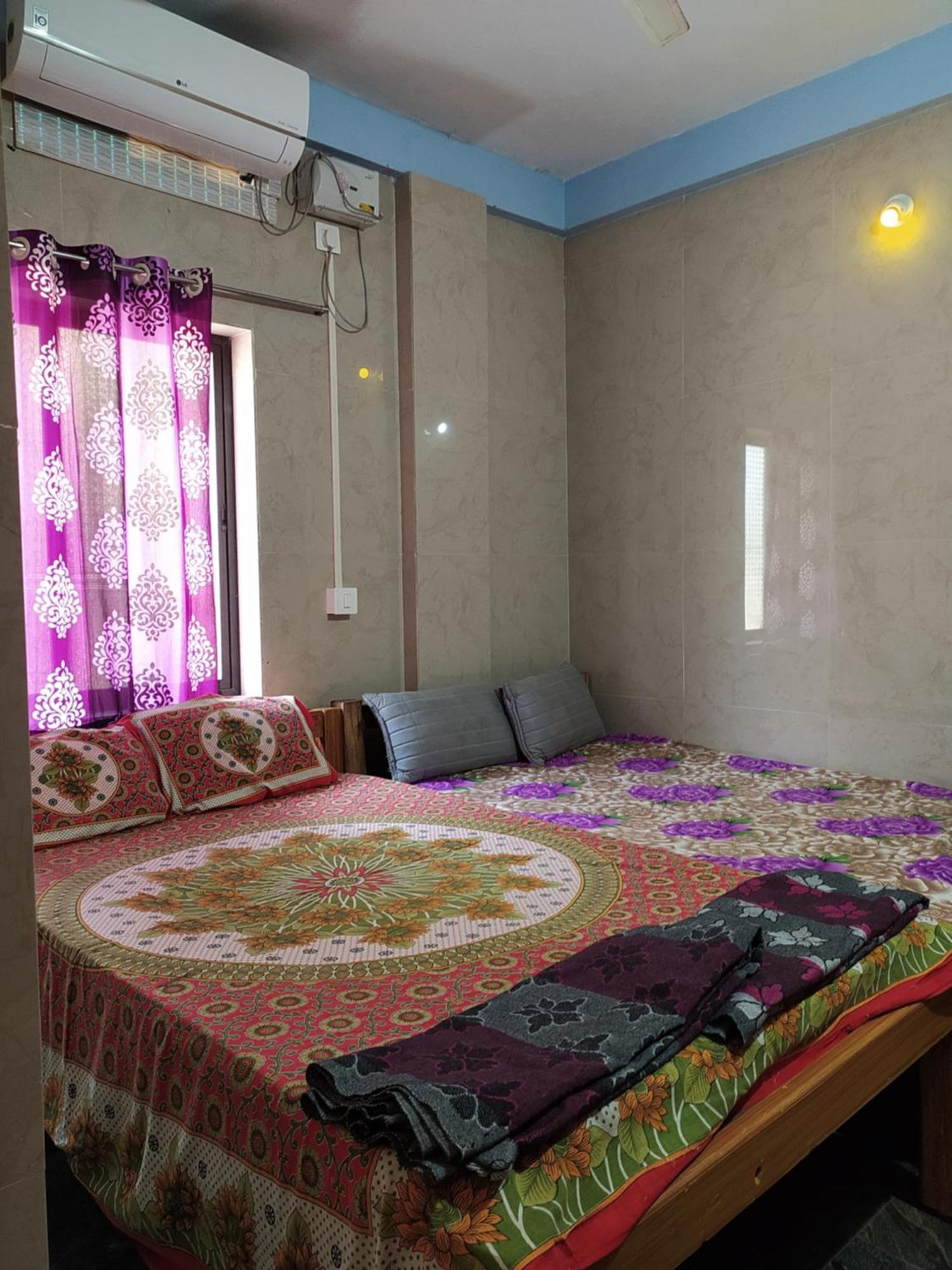 Sarvesh Arundekar Home Stay In Beach Side Ac Room Гокарна Экстерьер фото